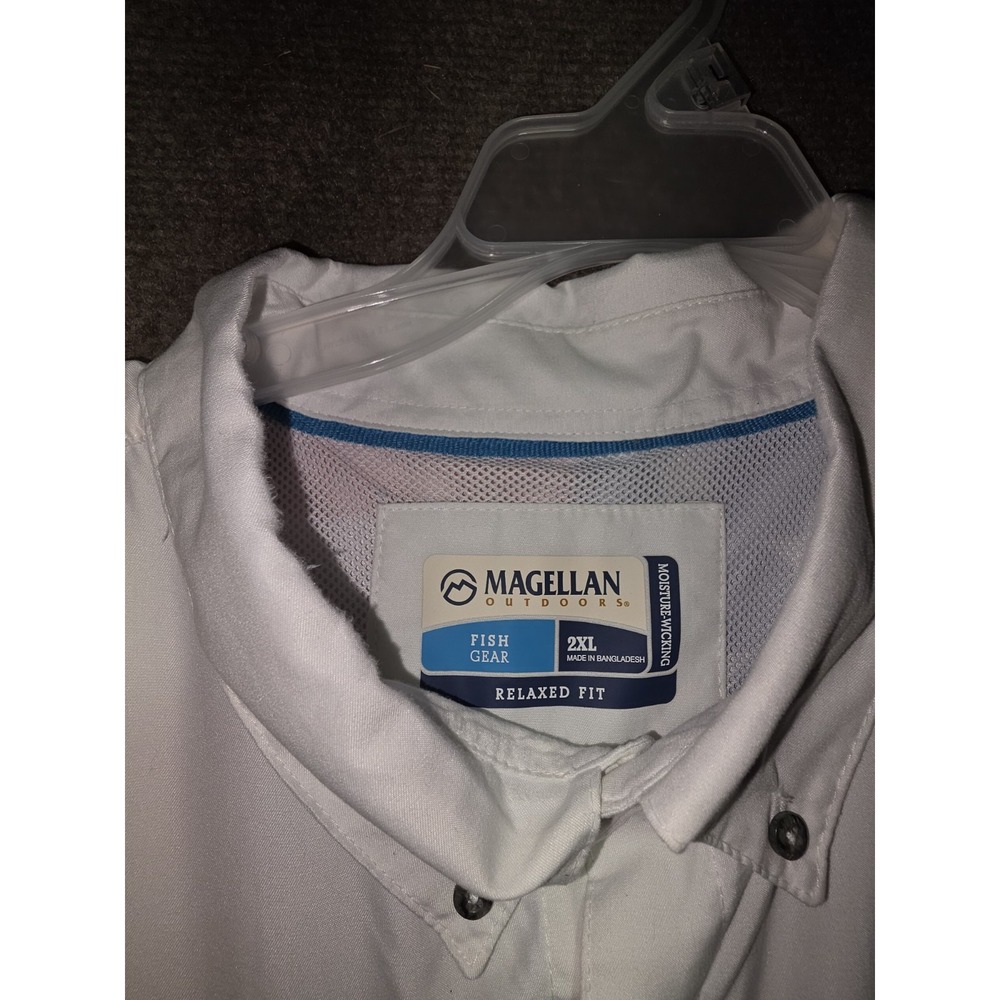 Magellan Outdoors 2XL American Flag Fishing Shirt White Short Sleeve Fish Gear - Picture 4 of 7